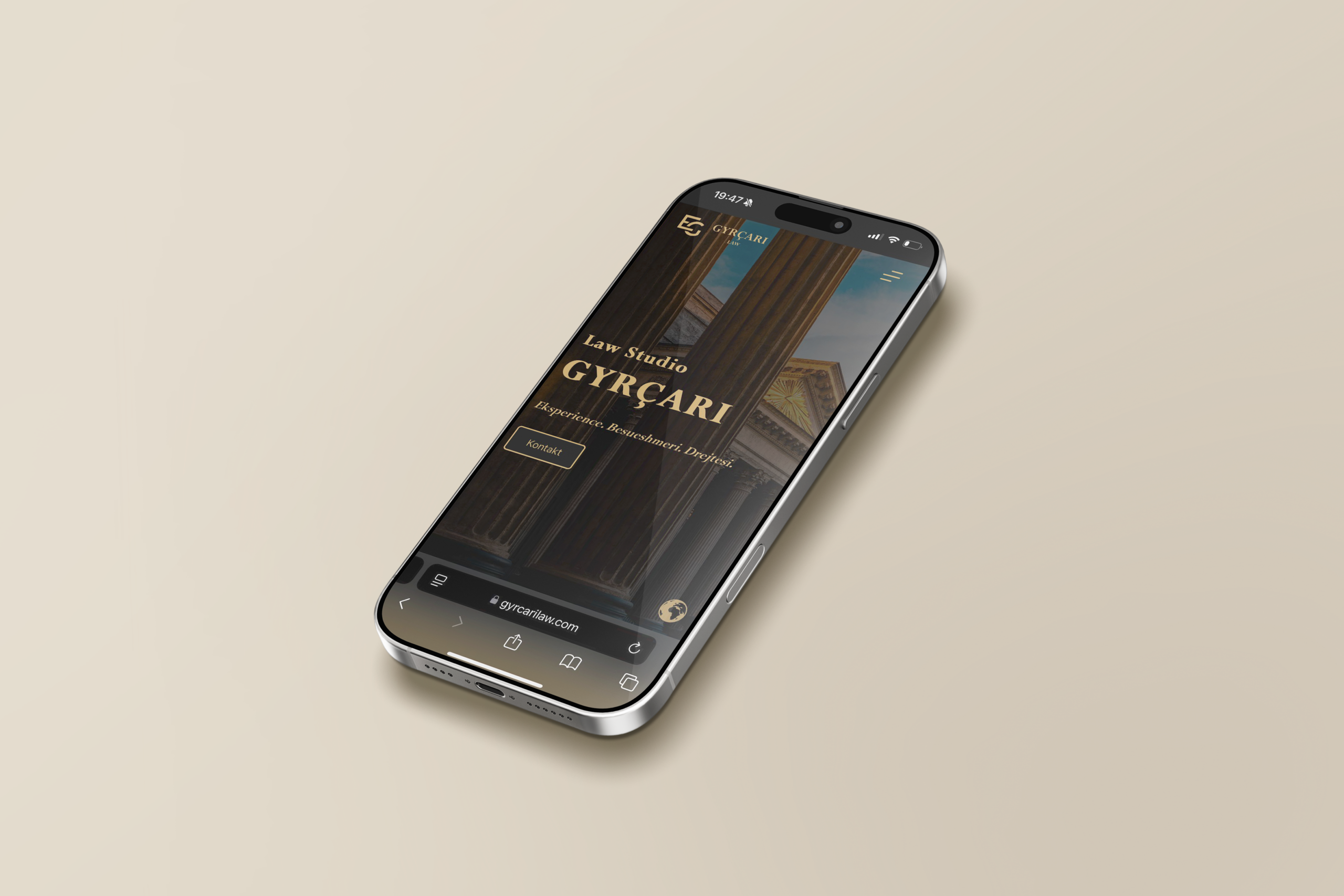 9061-02-iphone-16-mockup 1